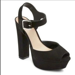 Mossimo platform heels sandal open toe ankle strap